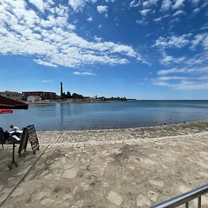 Appartamento Zimmer Umago, Umago